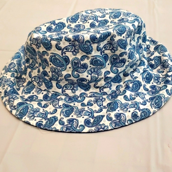 Bucket hat - Picture 2 of 11